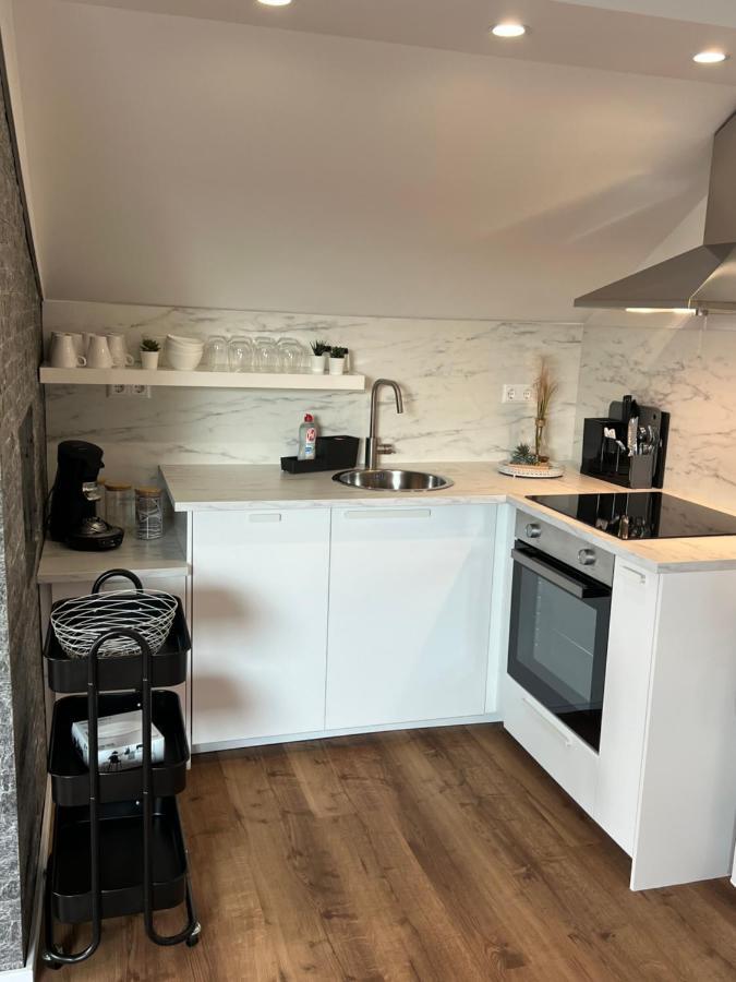 Ferienwohnung Lidu-Jene Eislingen Exterior photo